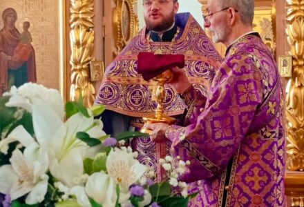 в Неделю 5-ю Великого поста, преподобной Марии Египетской, в семинарских храмах была совершена литургия свт. Василия Великого